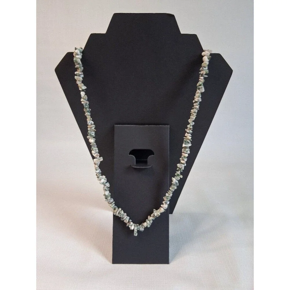 Green and White Moss Tree Agate Polished Rough Cut Chip Stone Beads Necklace